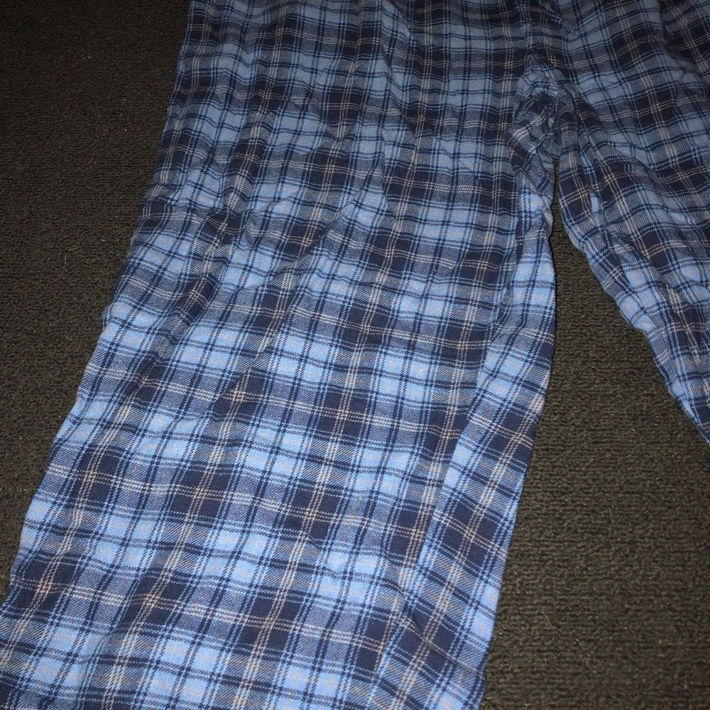 Stafford. Pajama Pants. Size Large. Blue color. - Picture 2 of 8